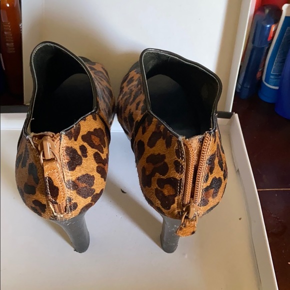 Banana republic size 10 shoe. - Picture 5 of 5